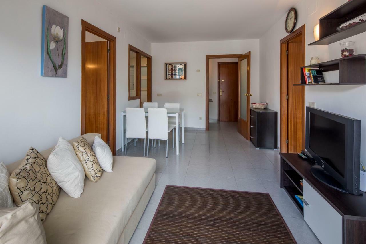 Ferienwohnung Apartamento Castell De Perelada Gerona Exterior foto